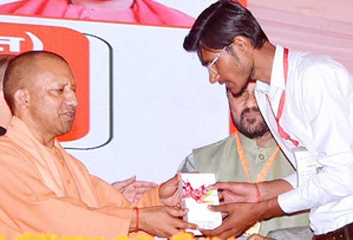 गलत लोग सत्ता में आते हैं तो रामभक्तों पर गोली चलवाते हैं : मुख्यमंत्री योगी